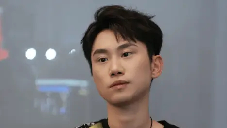 LEC春季赛战况：G2与FNC强势开局，KC战队爆冷崛起，RGE连败陷危机